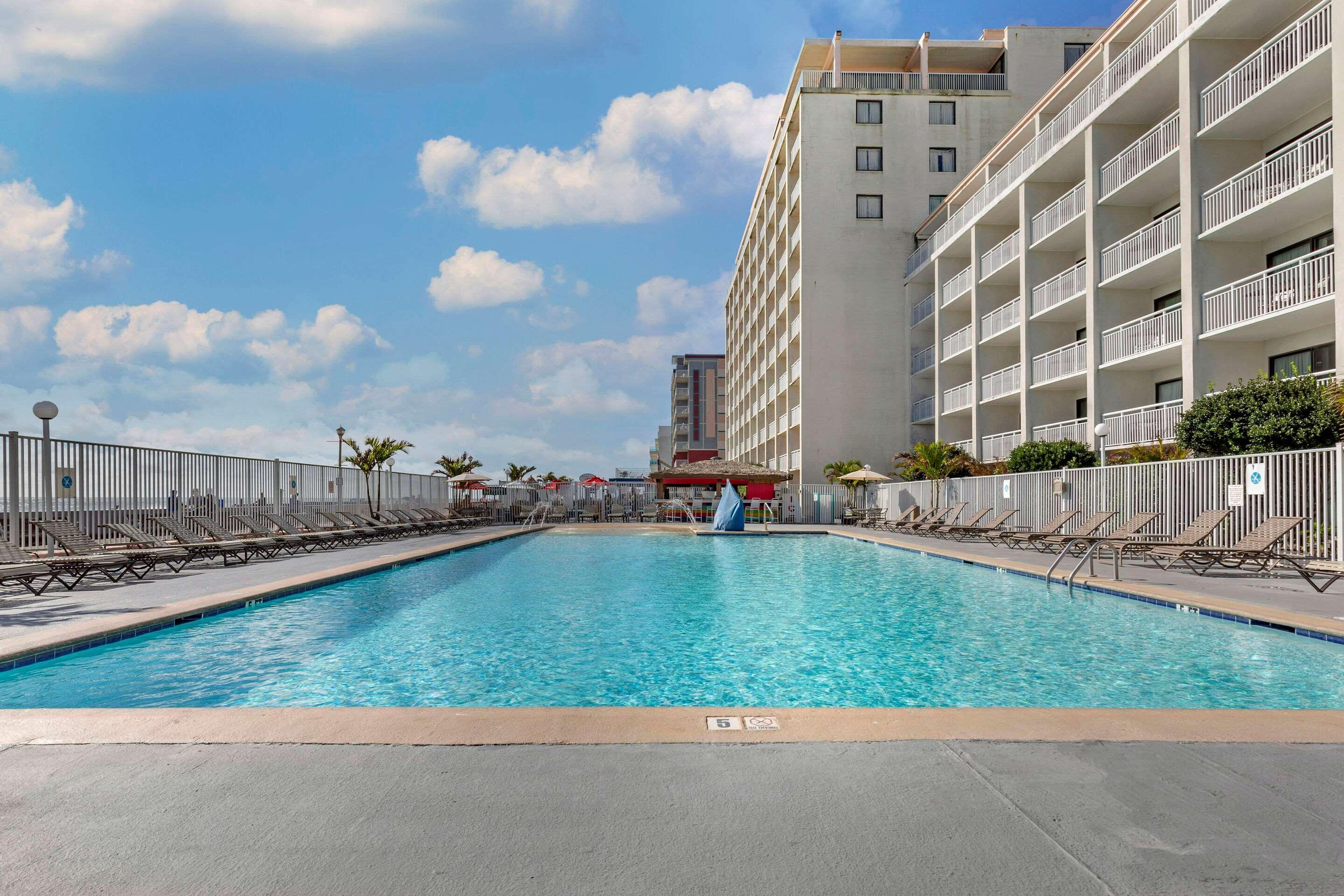 Quality Inn Boardwalk Ocean City Exterior photo